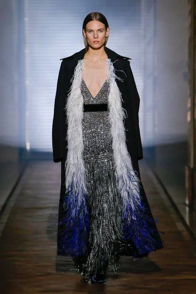 Look 7